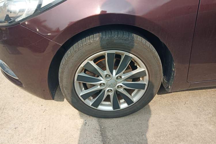 Used Kia K3 2013 1.6L Manual GLS
