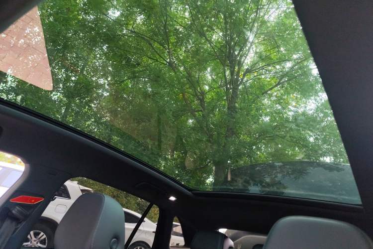 Used Volkswagen ID.4 CROZZ 2021 Long-Range PRO Two-Wheel Drive Version