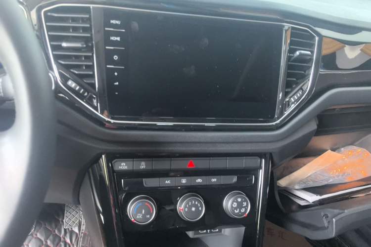 Used Volkswagen T-ROC 2021 280TSI DSG Two-Wheel Drive Comfort Connect Edition