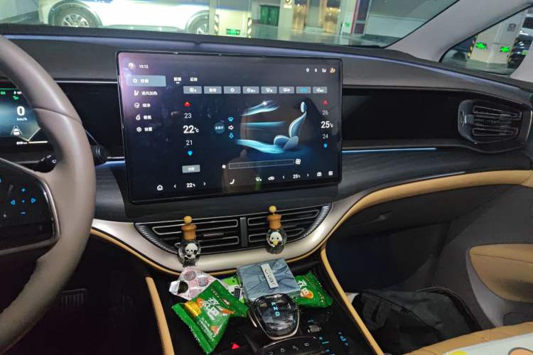 Used Denza D9 2022 DM-i 970 Four-Wheel Drive Flagship Model
