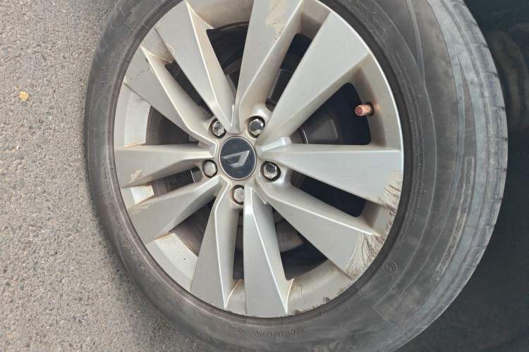 Used Jetta VS7 2020 1.4T Automatic Entry-Level Trim Right Front Wheel Hub