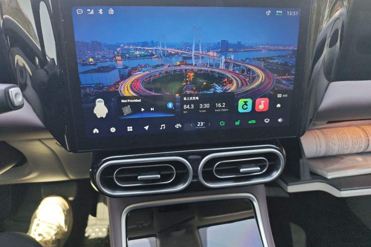 Used Leapmotor C11 2023 Pure Electric 500 Comfort Edition Audio And AC Panel