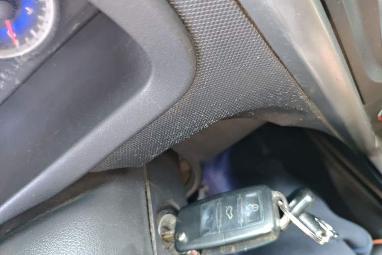 Used Suzuki Wagon R X5 2013 Cruise Edition 1.4L VVT Standard Model