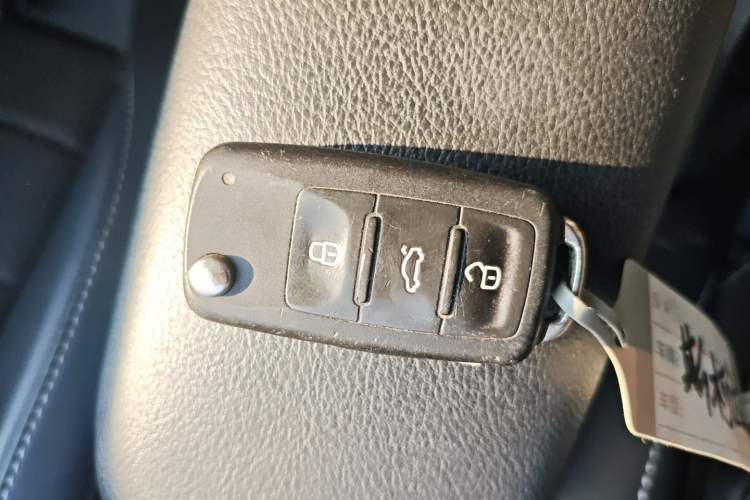 Used Skoda Rapid Spaceback 2016 Revised 1.6L Automatic Chuanxing Version