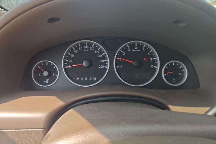 Used Buick GL8 2013 2.4L Executive Edition
