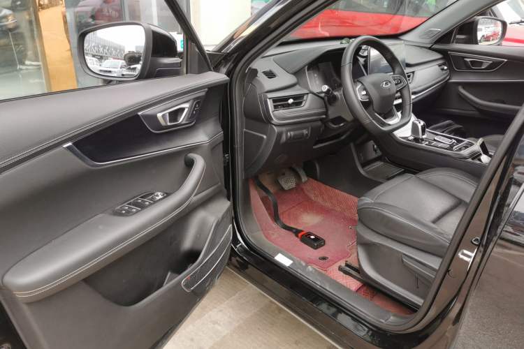 Used Chery Tiggo 8 2022 1.5 TCI Automatic Exclusive Edition 5 Seats Driver Seat