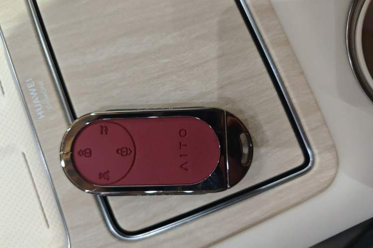 Used Hima AITO M8 2025 Extended-Range Max+ Version 53.4 kWh 5-Seater Edition