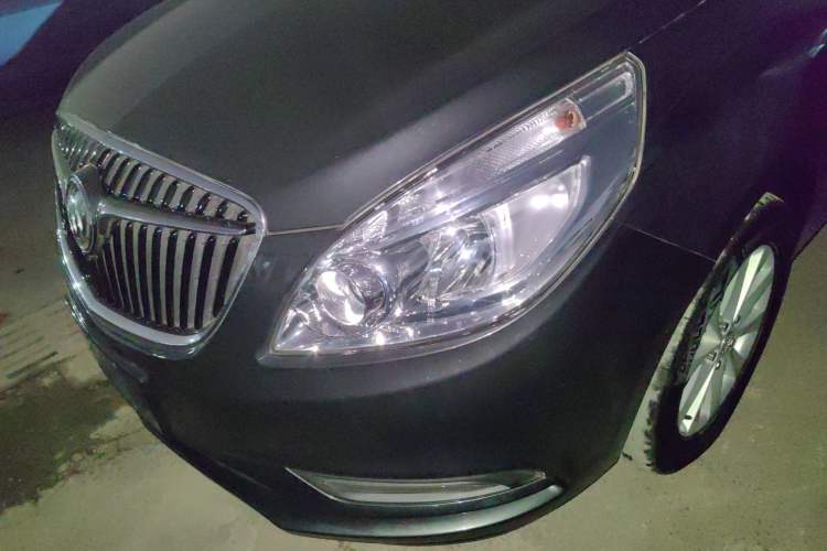 Used Buick GL8 2018 28T Luxury Model China VI Standard
