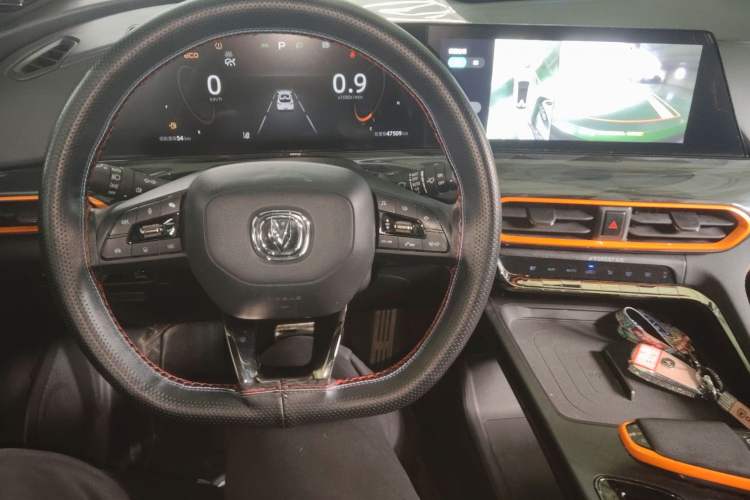 Used CHANGAN UNI-T 2022 1.5T Sport Edition Flagship Version Steering Wheel