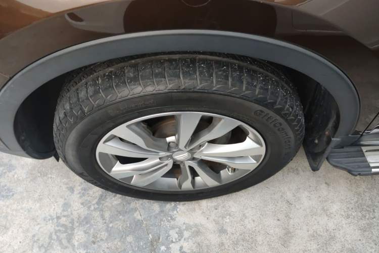 Used Geely Auto Emgrand X7 Sport 2016 1.8TD Automatic Smart Connectivity Version Left Front Wheel Hub