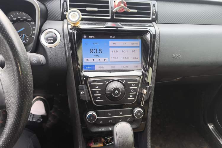 Used JMC Yusheng S330 2016 1.5L GTDi Automatic Two-Wheel Drive Prestige Edition Audio And AC Panel