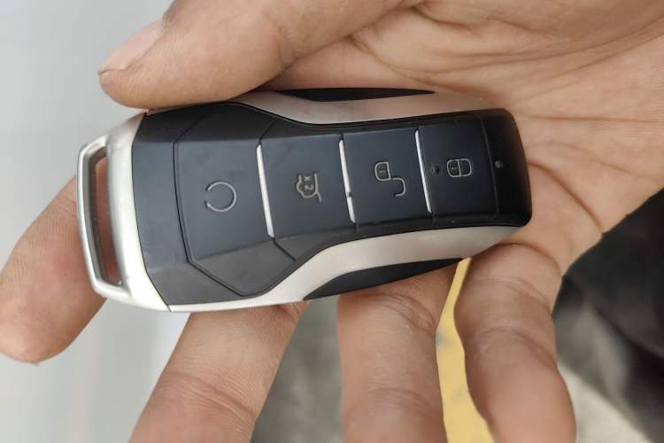 Used BYD Song Pro New Energy 2019 DM 1.5T Four-Wheel Drive Performance Edition Flagship Model
