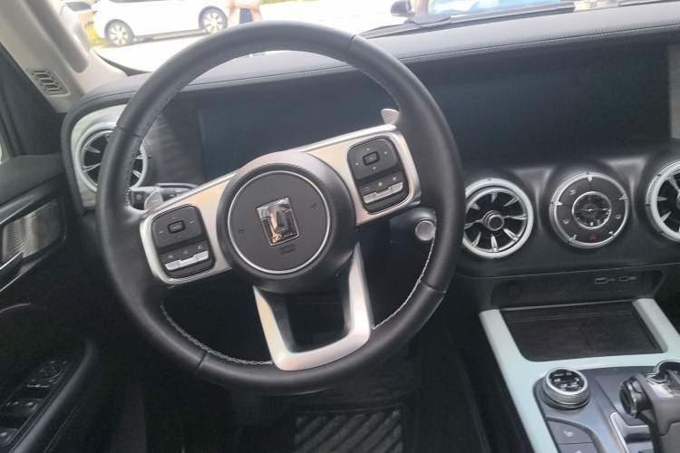 Used Tank 300 2021 City Edition 2.0T—Truly Stylish