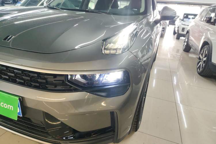 Used Lynk & Co 01 2021 2.0TD Two-Wheel-Drive Pro Trim Left Front Headlight