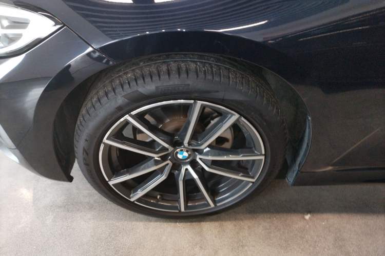 Used BMW 3 Series 2022 Restyled 325Li xDrive M Sport Package Left Front Wheel Hub