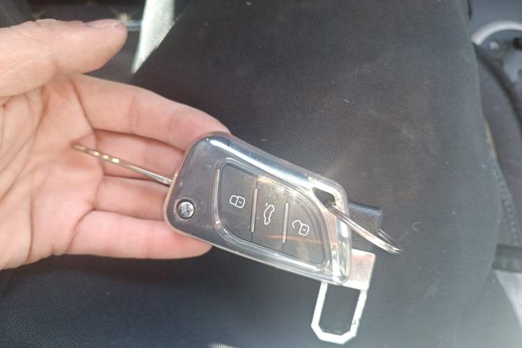 Used Suzuki Swift 2013 1.5L Automatic Standard Edition
