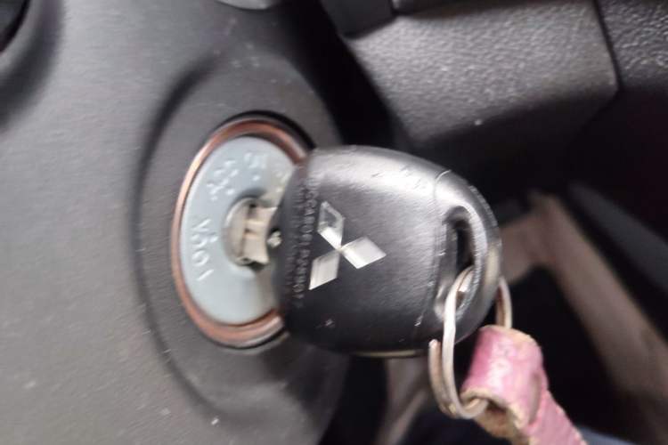 Used Mitsubishi ASX 2013 2.0L CVT Two-Wheel Drive Elite Edition Vehicle Key