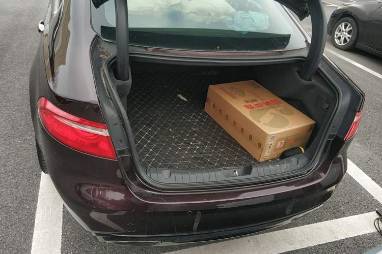 Used Jaguar XFL 2018 XFL 3.0 SC 340 PS Luxury Edition