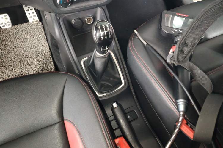 Used Haval H1 2015 1.5L Manual Luxury Model