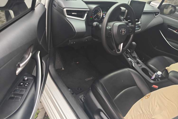 Used Toyota Corolla 2023 1.8L Smart Electric Hybrid Dual-Motor Elite Edition Driver Seat