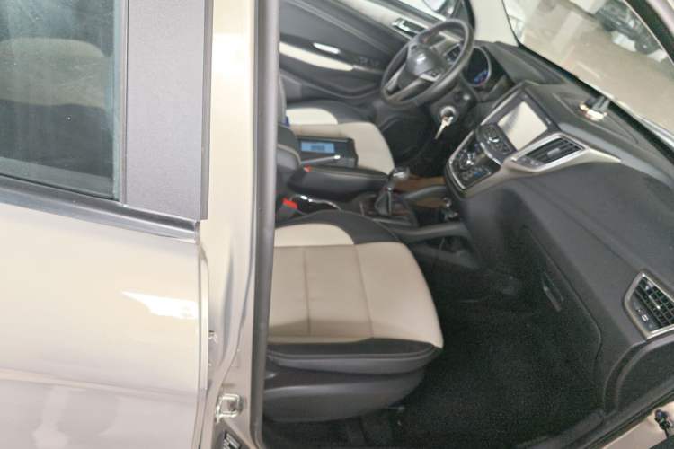 Used Changan CS35 2017 1.6L Manual Luxury Model