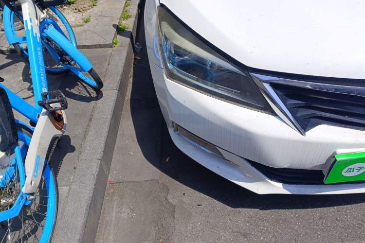 Used CHANGAN Alsvin V7 2015 1.6L Automatic Fun Model China IV Standard
