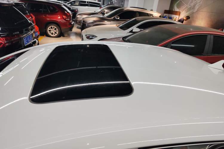 Used Buick GT 2017 15N Automatic Elite Version Roof