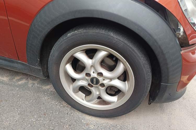 Used MINI MINI 2011 1.6L COOPER Fun