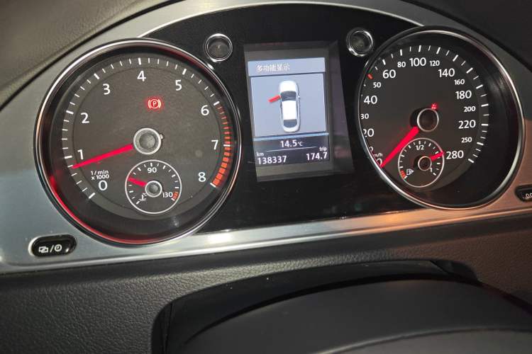 Used Volkswagen FAW-Volkswagen CC 2012 2.0 TSI Luxury Model
