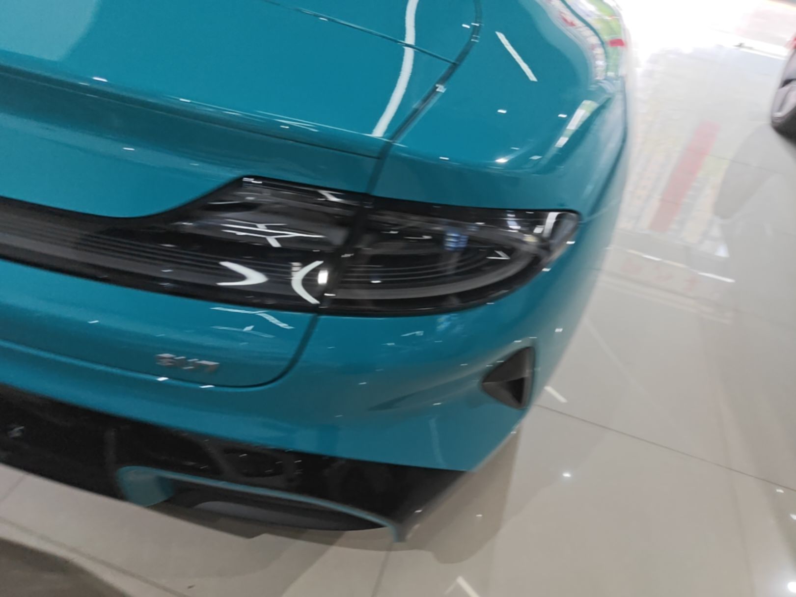 Xiaomi Auto SU7 2024 Rear-Drive Standard Founder Edition — снимка 9