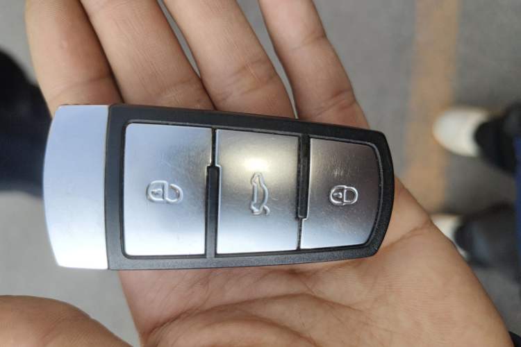 Used Volkswagen FAW-Volkswagen CC 2013 2.0 TSI Luxury Model Vehicle Key