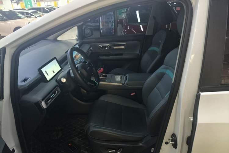 Used AION Y 2023 Younger Star Edition
