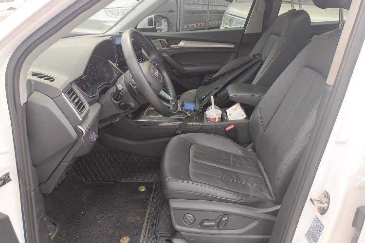 Used Audi Q5L 2020 45 TFSI Prestige Fashion Model Left Front Seat