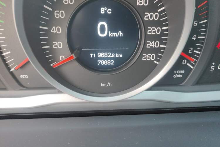 Used Volvo V60 2013 T5 Zhiya Edition