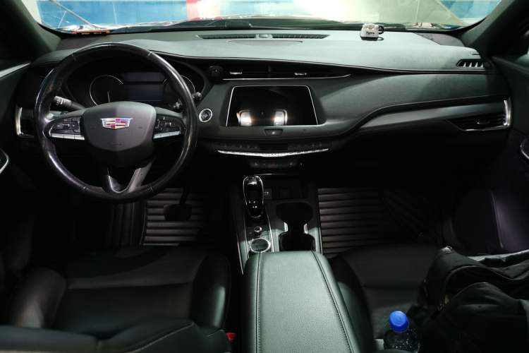 Used Cadillac XT4 2021 28T Two-Wheel Drive Luxury Version