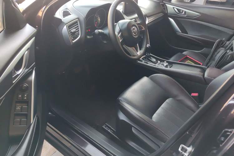 Used Mazda CX-4 2016 2.0L Automatic 2WD Blue Sky Luxury Edition