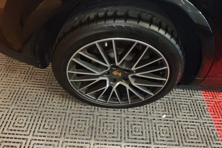 Used Porsche Cayenne 2018 3.0T