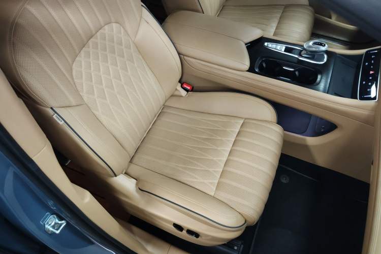 Used VOYAH Dream 2022 Low-Carbon Edition Dream+ Smart Enjoyment Package