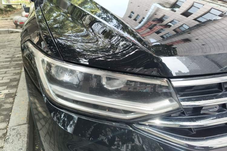 Used Volkswagen Tiguan L 2022 330TSI Automatic Two-Wheel Drive R-Line Enhanced Edition Right Front Headlight