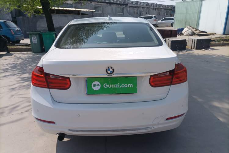 Used BMW 3 Series 2015 316Li Fashion Model
