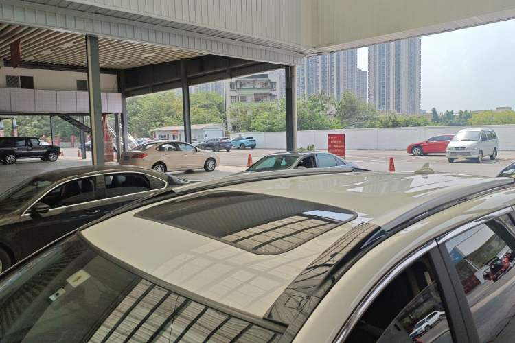 Used Haval H6 2018 Sport Edition 1.5T Automatic Two-Wheel Drive Elite Model China V Standard Roof