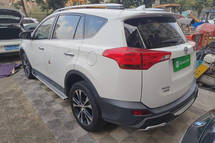 Used Toyota RAV4 2013 2.5L Automatic 4x4 Luxury Edition