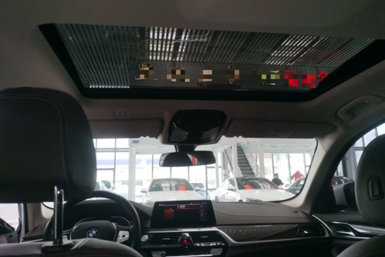 Used BMW 5 Series 2020 525Li Luxury Package
