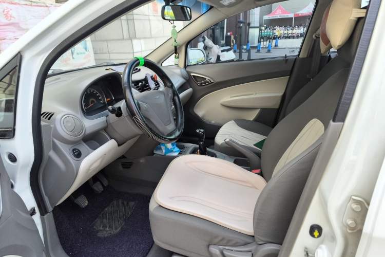 Used Chevrolet Sail 2013 Hatchback 1.4L Manual Enjoyment Edition
