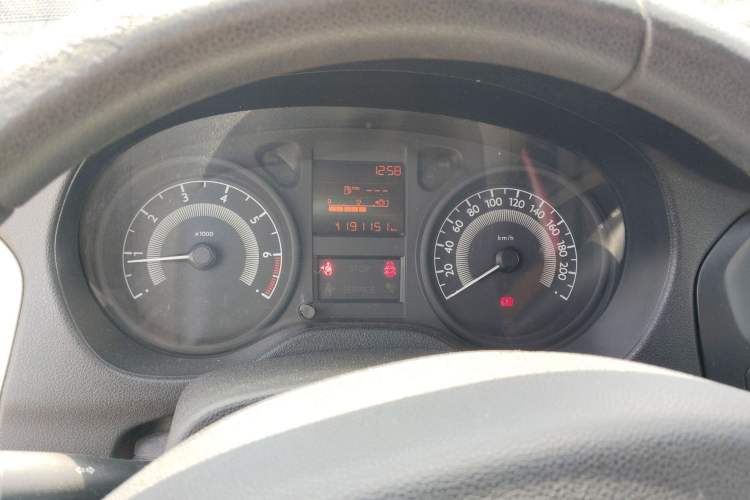 Used Peugeot 301 2014 1.6L Manual Comfort Edition