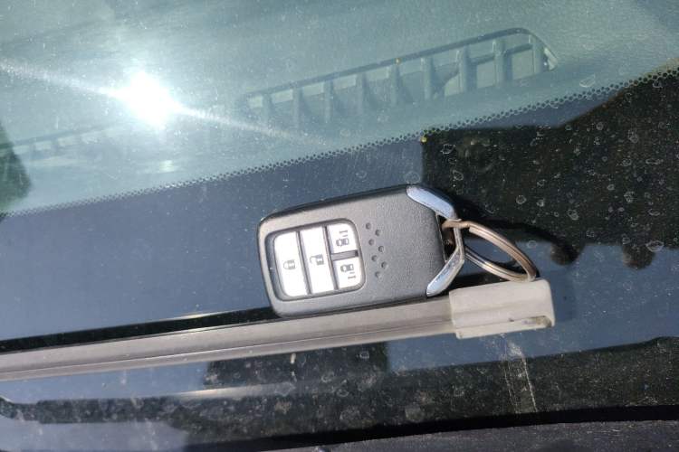 Used Honda Elysion 2016 2.4L Supreme Edition
