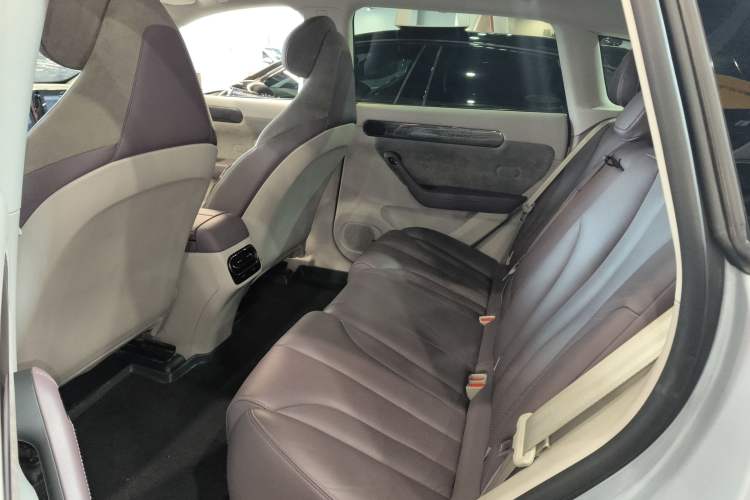 Used Leapmotor C11 2021 Deluxe Edition Left Rear Seat