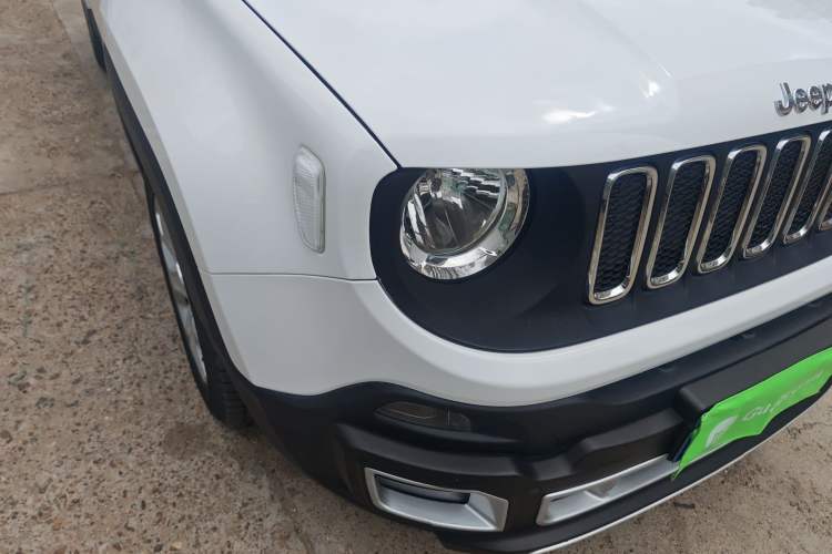 Used Jeep Renegade 2017 180T Automatic High-Energy Version
