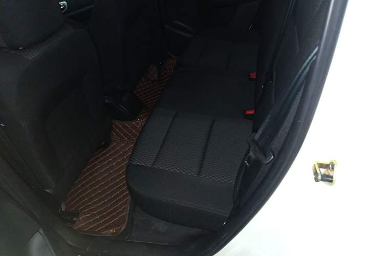 Used Peugeot 307 2013 Hatchback 1.6L Automatic Comfort Edition
