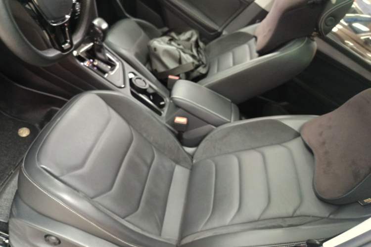 Used Volkswagen Tiguan L 2017 330TSI Automatic Two-Wheel Drive Luxury Edition
